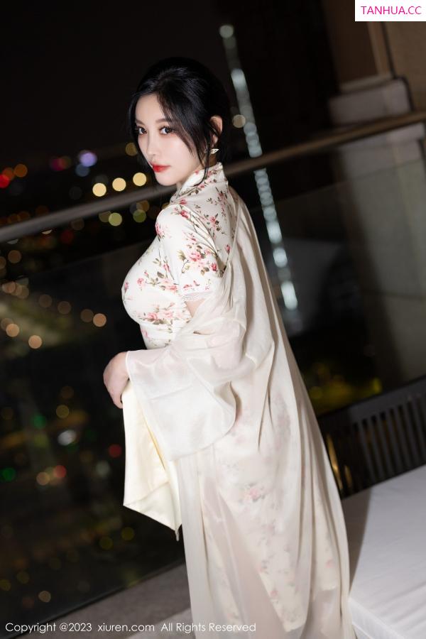 杨晨晨 sugar小甜心CC [XiuRen]高清写真图 2023.09.08 No.7363 杨晨晨Yome 旗袍美腿第11张图片